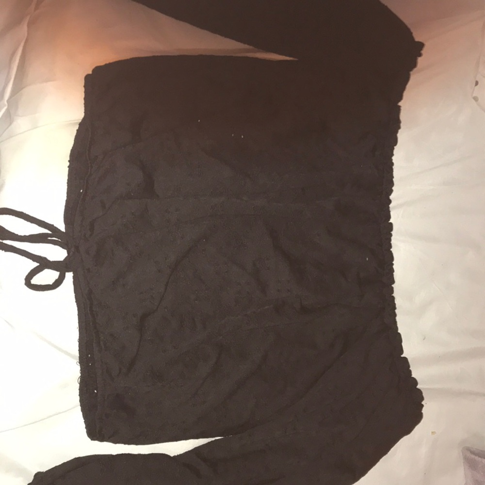 Black crop shirt